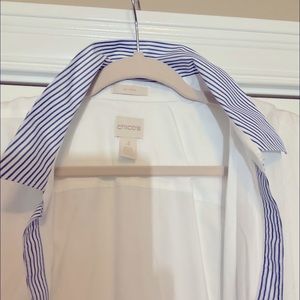 Blouse with bell sleeves